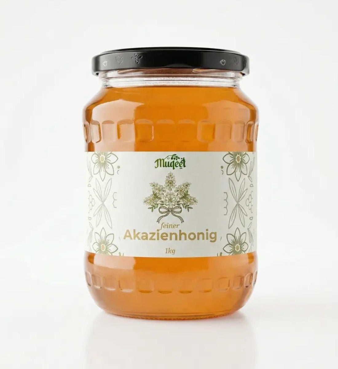 Akazienhonig mit weißem Hintergrund